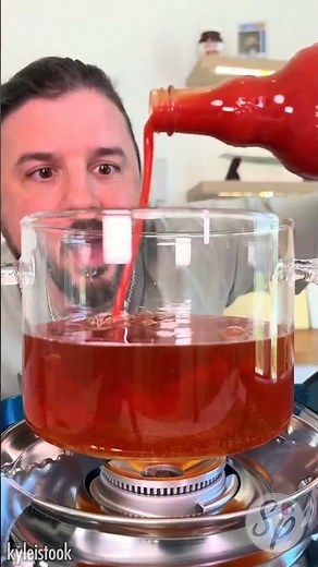 Minecraft Chicken Takes a Lava Bath… and Survives?! 🔥