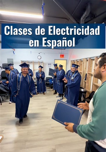 Clases de electricidad en Español para principiantes. Nuestro curso de electricidad es ideal para quienes quieren empezar desde cero y entrar al área eléctrica. Aquí te enseñamos cómo lo hacen los profesionales paso a paso, desde lo más básico. Aprénde y pratíca con instructores capacitados. Conviértete en un electricista certificado. Abre más oportunidades de trabajo y empieza a construir un mejor futuro para ti Y tu familia. #electrician #electricity #fyp #clasesdeelectricidad #creatorsearchin
