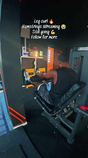 Leg Curl Machine 🔥 Build Strong Hamstrings