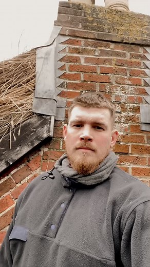 Ridging Day - Thatching, Trimming, and Cutting for Your Roof