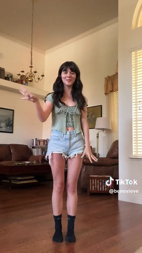Bar Song Dance Tutorial | Learn Everleigh's Dance Moves