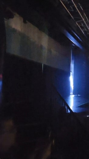 Check out the Nashville Roadhouse Live show on your next trip to Branson. This high-energy showcase of country and rock will have you singing and clapping along. 🎶See more on the show here: https://shorturl.at/QL5rp | Explore Branson