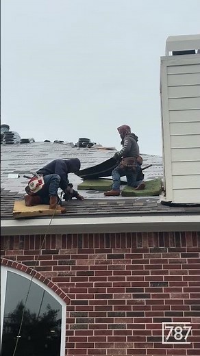 Unstoppable Protection! 🚧 Installing IKO Nordic Weatherwood Shingles 🏠