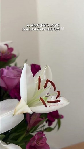 A mother’s love blooms brighter with our bestselling Dreamscape Bouquet in her life!
