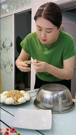 😋🤣 Funny Couple’s Epic Eating Contest | Who Eats More? 😂🔥 #foodchallenge