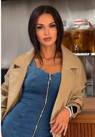 Como siempre llegando tarde al trend 😅 🙈 vestido @Angie Arizaga Jeans🩵
