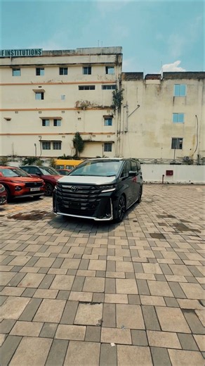 New Toyota Vellfire 2026 Fully Hybrid Car !! Vellfire Hybrid 2026 #toyotavellfire #trendingshorts