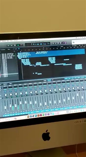 Kamaizemi diop katuo #oviritjelyrics #namibiantiktoker🇳🇦foryoupage #namibiantiktoker🇳🇦 #kamaizemidiopkatuuo #Ohambakuti_Sjebwa