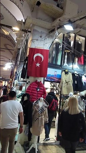 Istanbul Grand Bazar #istanbulbazaar #istanbulshopping #travel #grandbazaaristanbul #walkingtour