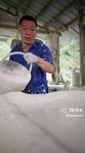 Mastering the Yuan Blue-and-White Vase Technique