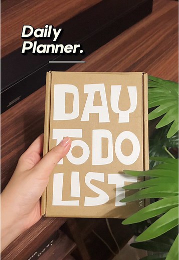 If you’re looking for an everyday planner, then this product is for you! 📖🤍 #dailyplanner #todolistplanner #todolist #todoplanner #checklist #daytodolist #workscheduleplanner #workplanner #studentplanner #taskplanner #tiktokph #tiktokfindsph #notebook #fyp