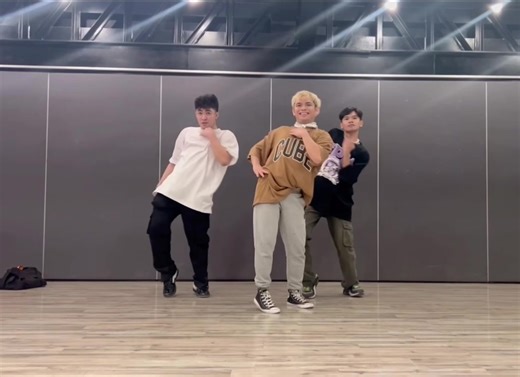 Dancing Chef Cookeography Love Dance Tutorial