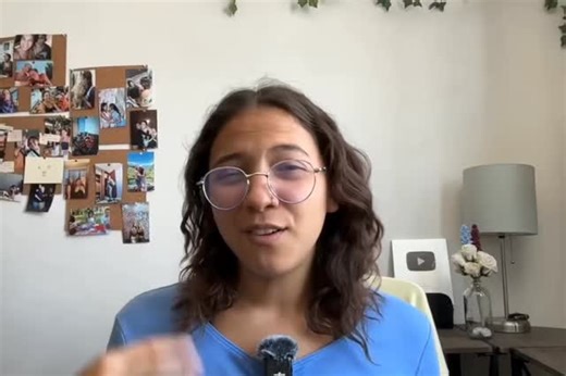 Maestra Miel 🍯 on Instagram: "Watch the FULL VIDEO on my YOUTUBE CHANNEL Learn slow spanish at the supermarket 🛒 #slowspanishpodcast #aprendeespañol #spanishlistening #learnspanish #spanishteacher"