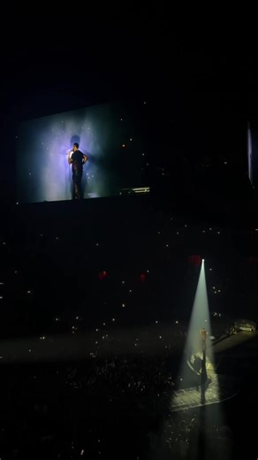 10/10 concert, kom tillbaka 😩🙏🏾🙏🏾🧘🏾‍♀️ #drake #champagnepapi