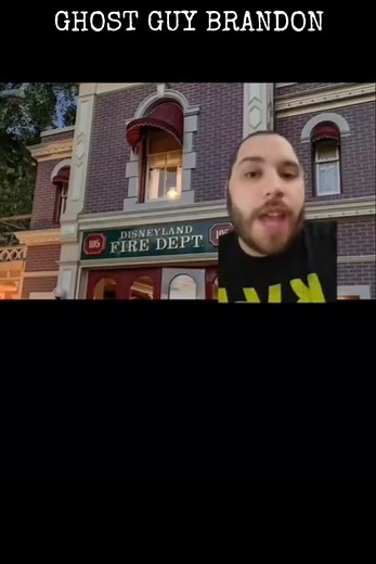 La lámpara embrujada de Walt Disney en Disneyland