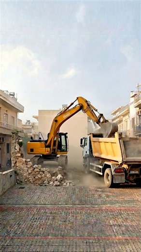 Building a Modern Minimalist Concrete House From the Ground Up | DIY & Crafts