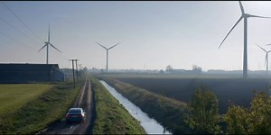 ‘Wild Bill’: First Trailer For Rob Lowe’s Fish-Out-Of-Water British Comedy