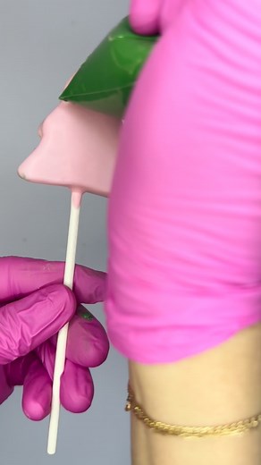 1.8K views · 12 reactions |  Loving this audio about as much as this little pink tree. Perfect pink “Rose Pink” mixed with Eleven ‘O One from @stoverandcompany Tree popper from @daisymakes_innovations 﫶As always, use code “sweetstella10” at checkout. | Sweet Stella Treats | Facebook