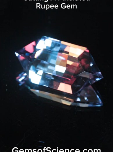Another attempt to make the perfect pixel cut rupee, this time in purple color change sapphire. Check it out on GemsOfScience.com #gems #pixelart #crystals #zelda #videogames