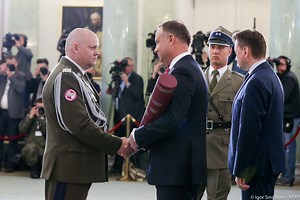 Dowódca 25. Brygady Kawalerii Powietrznej Adam Marczak z awansem na stopień generalski [ZDJĘCIA, FILM]