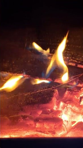 Fire 🔥 Scrying... What do you see 👁✨️👁 ??