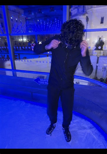 we are tooo good at ice skating🥱 #h #motive #fyp #iceskating ##CapCut