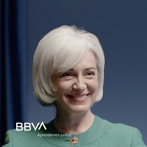 1.1M views · 4.5K reactions | "Nunca se deja de ser maestra", dice Carmen Guaita, que, ya jubilada, asegura que la suya es la profesión más bonita del mundo y que, quien lo probó, lo sabe. “La primera vez que te enfrentaste a un poema de Bécquer yo estaba delante y vi la cara que ponías. Eso es increíble”. | Aprendemos juntos | Facebook