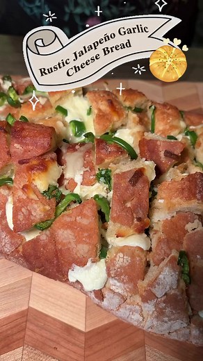 14K views · 501 reactions | Rustic Jalapeño Garlic Cheese Bread is a great recipe to make for a 4th of July Party or DnD game! Super easy and easily serves several adventurers #tavern #dnd #dungeonsanddragons #recipe #food | Everhearth Inn | Facebook