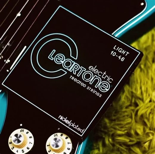 🎸 CLEARTONE STRINGS 🇺🇸 Made in the USA 🧵 Wound in small batches for precision & consistency ✨ Patented No-Feel Coating — protects without dampening tone ⚡ Scientifically proven to last 3–5× longer 🔊 Maximum output, clarity & sustain 🧪 Each set inspected & tested in-house 🤘 Trusted by pros worldwide #CleartoneStrings #MadeInUSA #GuitarStrings #NoFeelCoating #LongerLastingTone #GuitarTone #GuitarGear #StringLife #Guitarist #BassPlayer #ToneMatters #ProGear #GuitarCommunity #HandcraftedStrin