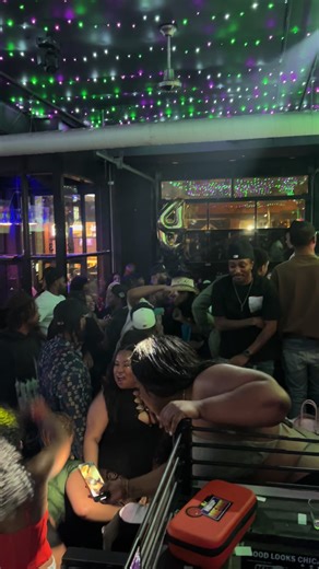 It get like that. Every saturday we at the dime. Let’s do it. #letsdoit #chicagonightlife #dimesaturdays