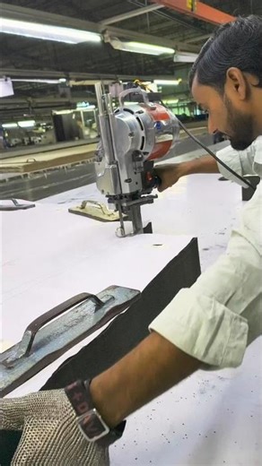 jeans👖👖ki cutting ismail 🥰 cutting master#shortvideo #youtubeshorts