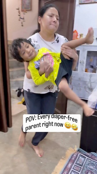 Tag a parent who is in this phase right now and who thought diaper free life would be easy 🤣🥲