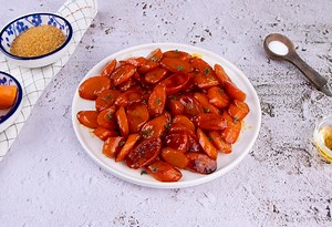 Carote glassate: la ricetta del contorno in padella semplice e delizioso