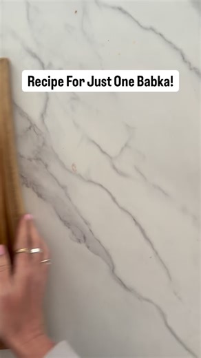 Diet babka recipe! This babka has all the deliciousness of my original recipe, with half the calories….because it makes half the amount of babka. 😘 Recipe for a Single Babka: 1/3 cup water, room temperature 6 tablespoons butter or vegan butter, melted 1 large egg, room temperature 1 1/2 teaspoons vanilla 3 tablespoons granulated sugar 1 3/4 cup bread flour 3/4 teaspoon table salt 2 teaspoons instant yeast (not rapid or quick rise) Same kneading, rising, and baking directions as my traditional b