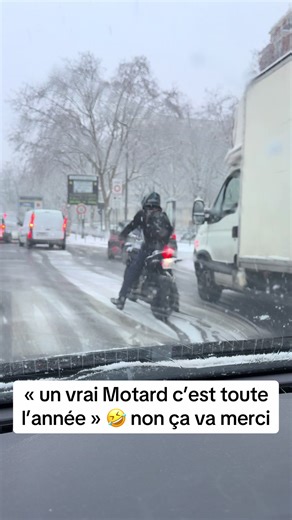 Motards en hiver : l'aventure sur 2 roues