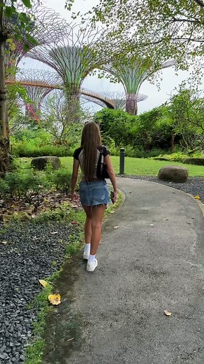 photoshoot went well with this stranger 📸