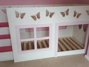💕 Our Playhouse Bunk Beds are available in Mid & High Sleeper Height and also Shorty Junior & Standard Single Size - available in any pattern, painted any colour(s) of choice + carpet colour, add slides, storage drawers + stair gates + many more accessories available 💕 | Steps 2 Bed