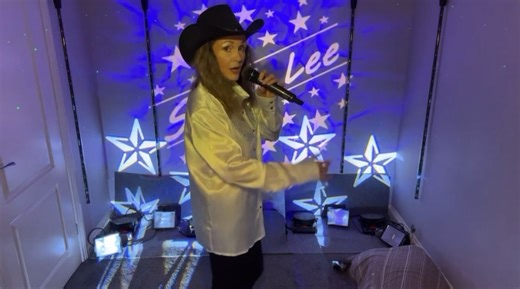 10K views · 319 reactions | Walking After Midnight - Patsy Cline by Sarah Lee #sarahleeentertainer #PatsyCline #walkingaftermidnight | Sarah Lee - Entertainer | Facebook