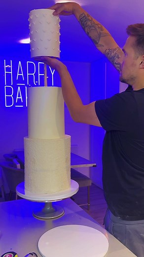 Disney Glitter Wedding Cake Building