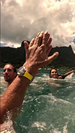 The new Khaki Navy Scuba 40mm timepiece can withstand depths of up to 100 meters.