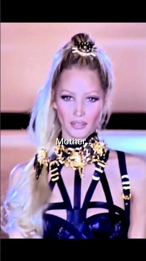 The Daughter vs her Mother ✨😮 #christyturlington #fashion #supermodel #catwalk #edit #shorts