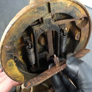 1920's Cast Iron Kitchen Scale Restoration | DIY & Crafts