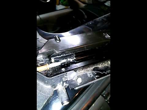 2001 Saturn SC2 Sunroof Fix