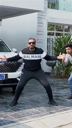 suneel's dance moves