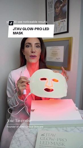 Introducing the JTAV Clinical Skincare Glow-Pro LED Mask—an exquisite addition to your skincare ritual. ✨ Elevate your self-care experience with the gentle embrace of 100% safe LED light, meticulously designed to enhance your skin's natural beauty. Watch as redness surrenders and fine lines soften, revealing a radiant complexion that speaks volumes. This mask effortlessly integrates into your routine, providing a soothing and effective treatment without the hassle of cords. Unveil the artistry o