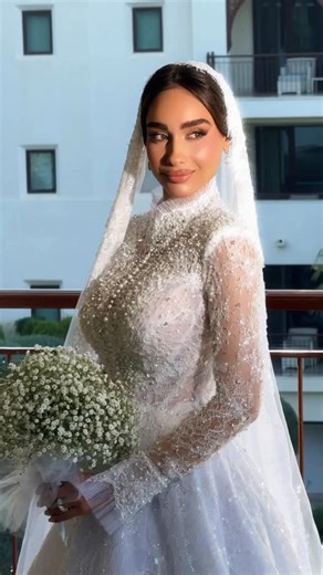 Glow & Co Bridal Make Up & Spa on Instagram: "A royal bride experience. @souzane__bn 🤍 VIP travel, calm preparation, refined details. Wedding Planner @alya_wedding_planner ❤️ ReelMaker: @sabrinafti @scorpiobridalempire Hairstylist: @zdiri_imen_hs Dress: @zorya_creation Diamonds: @azar_diamonds Location: @fstunis"