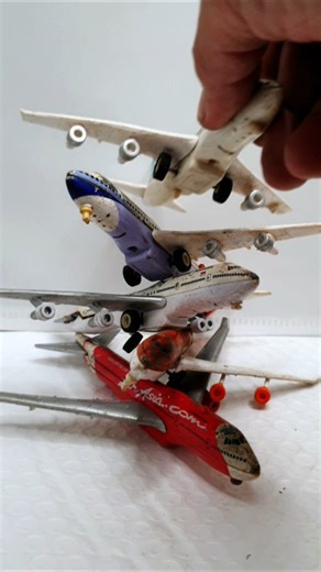 Diecast model airplane airlines plane collection #diecast #airplane #plane #aircraft #viral