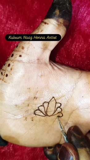 Easy Trick Lotus Mehndi Design tutorial #mehndi #hennatatto #hennatattoodesign #henna #shorts #art