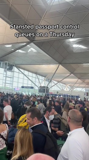 Stansted Airport Security and Queues: Holiday Travel Tips