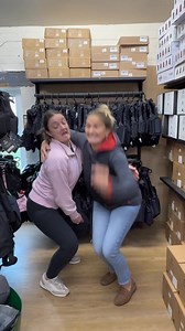 Be Protected with a Bang! 💥 Watch as we set off the Seaver Safefit Airbag Vest on Abi – because safety should never be an afterthought 👀 Here at Chelford, we stock a full range of body protectors and air vests, including the Seaver Safefit Airbag Vest – combining style, safety, and innovation in one seriously smart layer. 🛡️ Key features: ✔️ Rapid inflation in 0.09–0.17 seconds ✔️ Covers all vital areas: back, lumbar, neck, pelvis, rib cage & more ✔️ Ultra-lightweight – under 600g ✔️ Stretchy